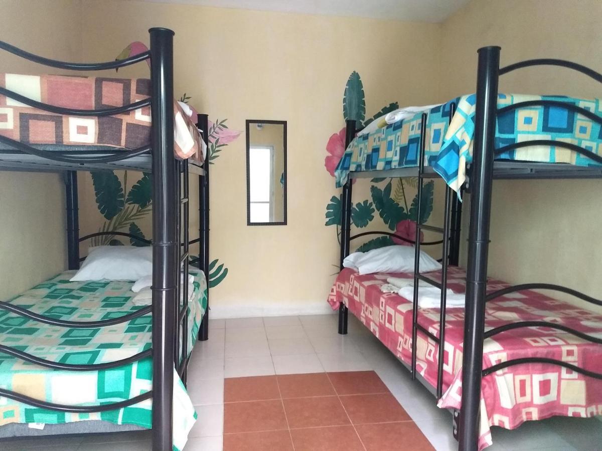 Hostel Aabilo'Ob Progreso  Εξωτερικό φωτογραφία